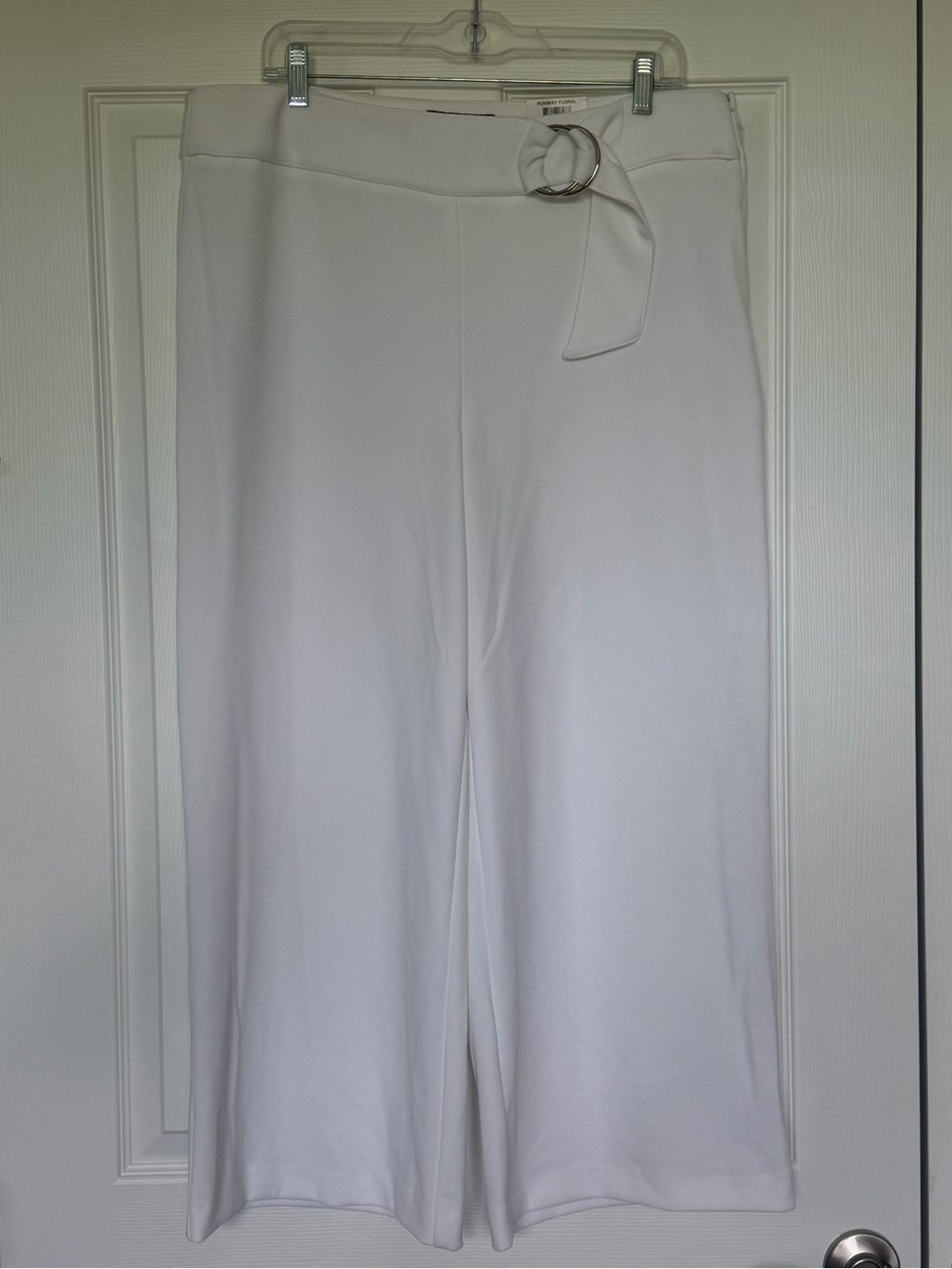 INC Mid Rise Wide Leg Cropped Pants Culottes White NWT Size 14 - Picture 4 of 15